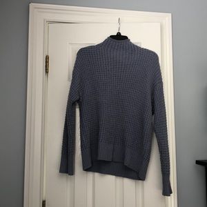 American eagle blue sweater